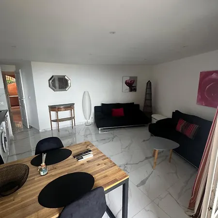 Cap Esterel Vue Et Climatise Apartmán *