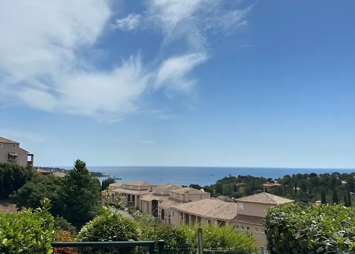 Cap Esterel Vue Et Climatisé *